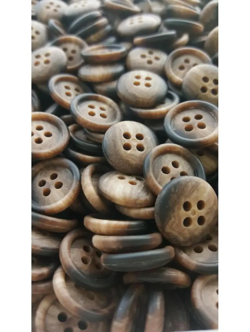 Small Blush Swirl Buttons, 4 Hole Sewing/Crafts Buttons 15mm - 24 Pieces (089)
